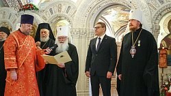Митрополит Челябинский и Миасский Алексий удостоен высокой награды Русской православной церкви