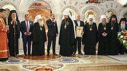 Патриарх Кирилл наградил Алексея Текслера орденом за помощь в восстановлении храма в ДНР