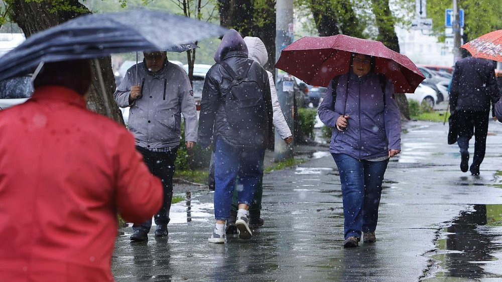 Обрушившийся на Челябинск снегопад прекратится уже ночью