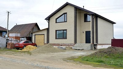 Построить дома помогут 17 сельским семьям Челябинской области