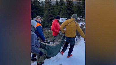 На горе Иремель туристке потребовалась помощь медиков