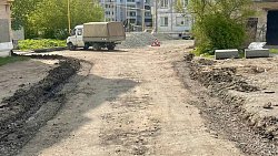 В Челябинске за 2024 год отремонтируют свыше 200 проездов во дворах