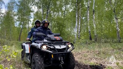 Сотрудники МЧС проверяют объекты, граничащие с лесными массивами в Челябинской области