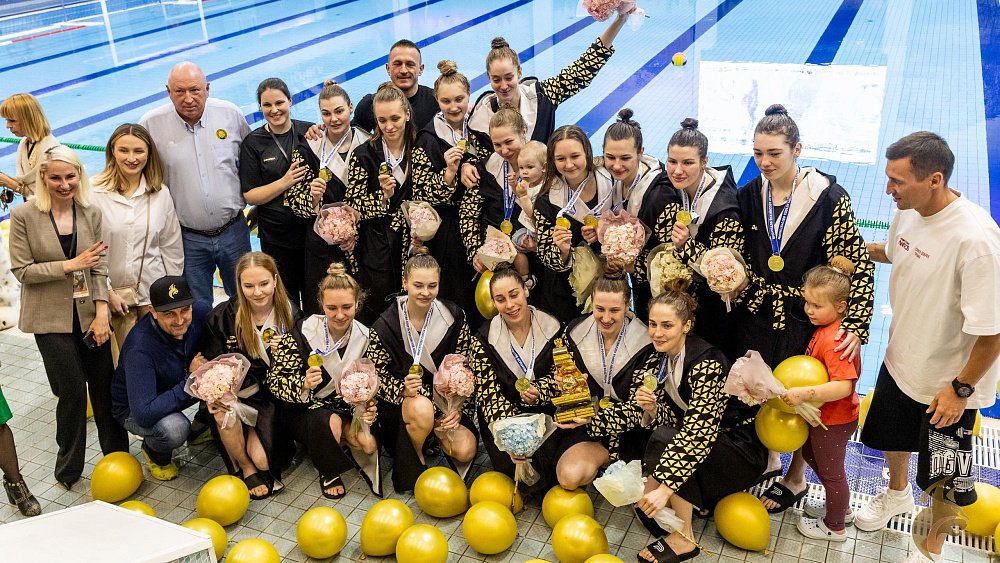 Ватерпольный клуб «Уралочка» в седьмой раз завоевал титул чемпиона России