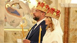 В челябинском соборе Рождества Христова состоялось первое венчание