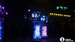 Браслеты из кольчуги, кровавые истории и рок-концерт: как челябинцы провели ночь в музеях