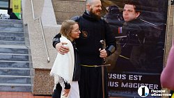 Браслеты из кольчуги, кровавые истории и рок-концерт: как челябинцы провели ночь в музеях