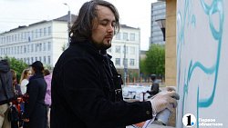 Браслеты из кольчуги, кровавые истории и рок-концерт: как челябинцы провели ночь в музеях