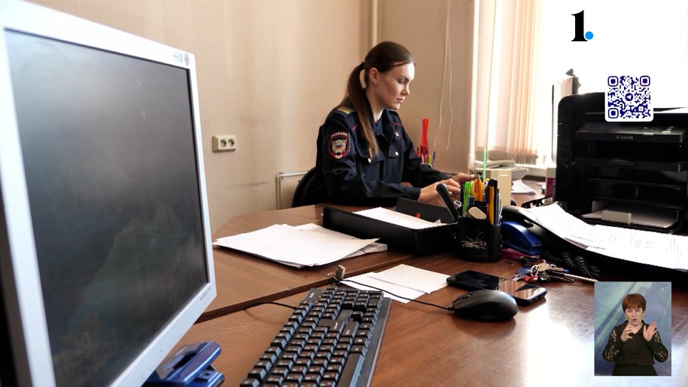 Южноуральцы сожгли машину госавтоинспектора