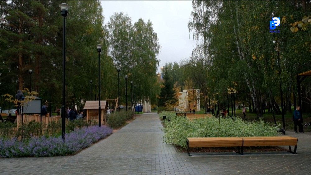 Благоустройство «Юности» продолжается