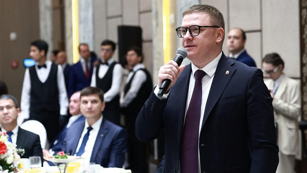 Алексей Текслер презентовал итоги работы павильона Челябинской области в Ташкенте