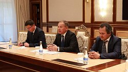 Туризм и ведущие отрасли Южного Урала представили Навоийской области Узбекистана