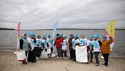 220 мешков мусора собрали волонтеры с пляжа Шершневского водохранилища в Челябинске