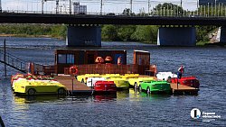 Прокат катамаранов работает в центре Челябинска