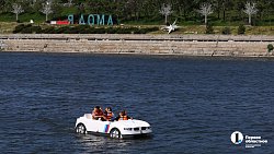 Прокат катамаранов работает в центре Челябинска