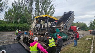 Рекордную площадь дорог отремонтируют в Ясиноватой при поддержке Челябинской области