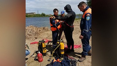 Водолазы ПСС Челябинской области сдают техминимум