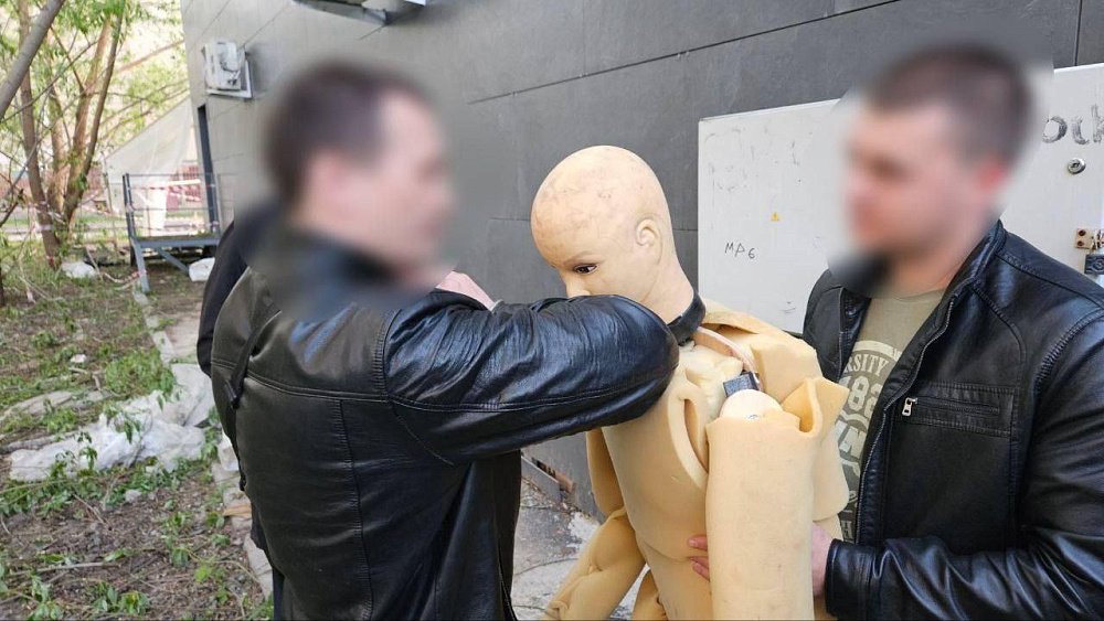 Жителя Челябинска обвинили в причинении смерти соседу