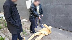 Жителя Челябинска обвинили в причинении смерти соседу