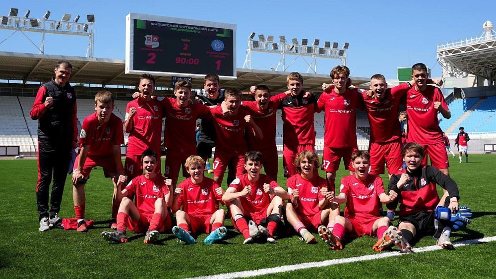 Челябинские футбольные команды одержали три победы в первенстве ЮФЛ