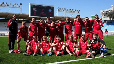 Челябинские футбольные команды одержали три победы в первенстве ЮФЛ