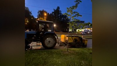 Дороги Челябинска очищает бригада из 552 рабочих