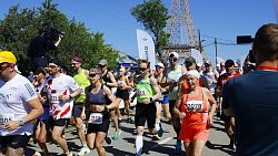 Организаторы подвели итоги Парижского полумарафона — 2024