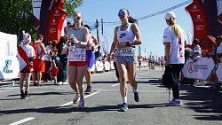 Организаторы подвели итоги Парижского полумарафона — 2024