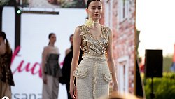 Новые подробности первого показа мод в челябинском Париже