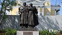В Год семьи в Челябинске появился памятник Петру и Февронии