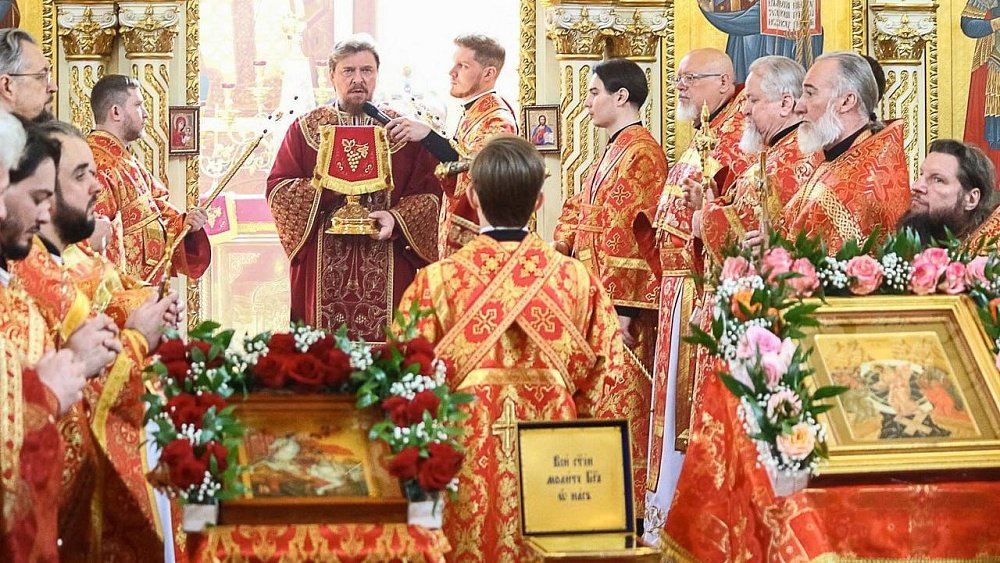 В Челябинск для молитв о бойцах СВО привезут чудотворную икону XVII века