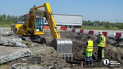 Дорожники расширяют трассу между Вахрушево и Миасским до четырех полос