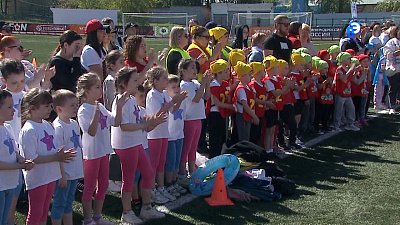 Первая летняя эстафета на стадионе «Труд»