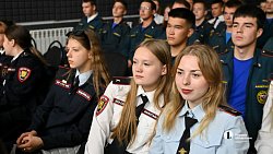 В Челябинске наградят молодых участников торжественного построения в День Победы