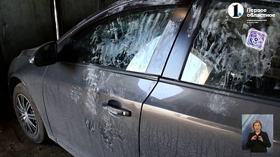 В Чебаркуле мужчина повредил чужую машину