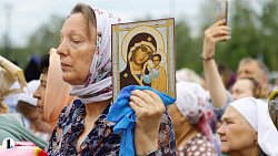 В Челябинск доставили чудотворный образ Казанской иконы Богородицы