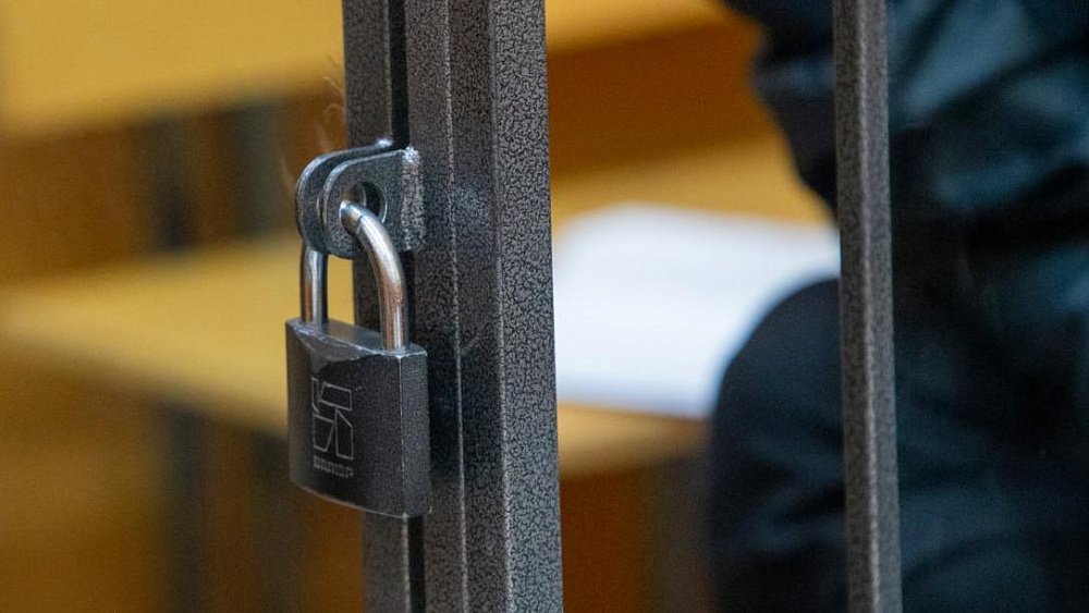 Двое южноуральцев похитили 2 млн рублей у стариков в Челябинской области