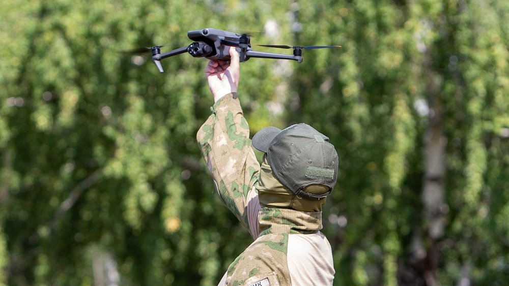 Южноуральские военнослужащие получили очередную партию спецгруза