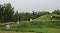 Челябинские гонщики одержали победу на региональных соревнованиях по мотокроссу