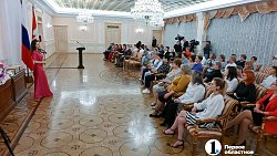 В Челябинской области 49 соцработников стали лауреатами премии губернатора