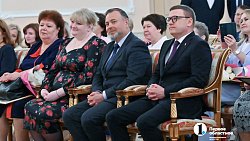 В Челябинской области 49 соцработников стали лауреатами премии губернатора