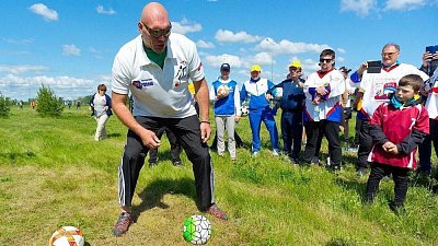 Николай Валуев сразится с челябинскими депутатами в футгольф