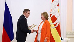 50 лучших медработников Челябинской области получили премии губернатора