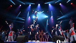 Алексей Текслер вручил госнаграды участникам СВО на концерте в честь Дня России