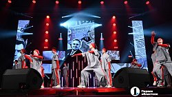 Алексей Текслер вручил госнаграды участникам СВО на концерте в честь Дня России