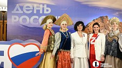 Алексей Текслер вручил госнаграды участникам СВО на концерте в честь Дня России