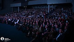 Фоторепортаж: лучшие кадры с обращения Алексея Текслера к депутатам Заксобрания