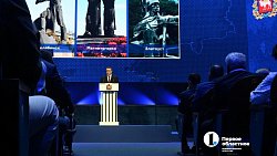 Фоторепортаж: лучшие кадры с обращения Алексея Текслера к депутатам Заксобрания