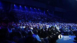 Фоторепортаж: лучшие кадры с обращения Алексея Текслера к депутатам Заксобрания