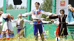 Тысячи гостей собрал Сабантуй в Челябинской области